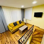 Dublex Flat In Taksim