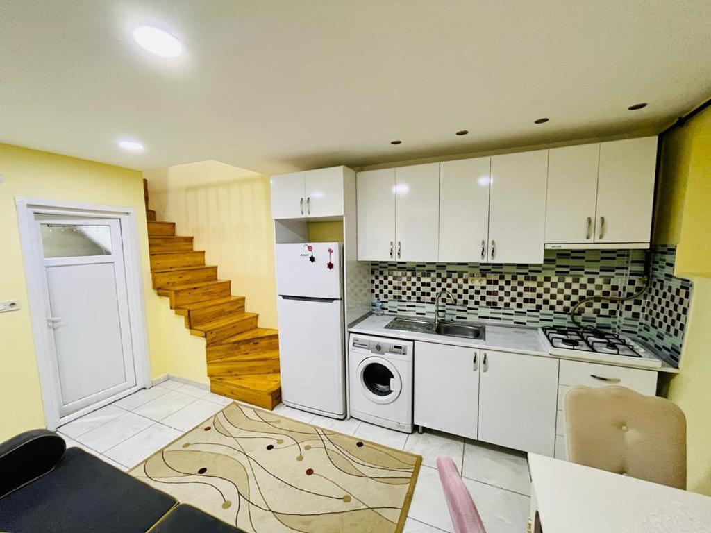 Dublex Flat In Taksim Daire